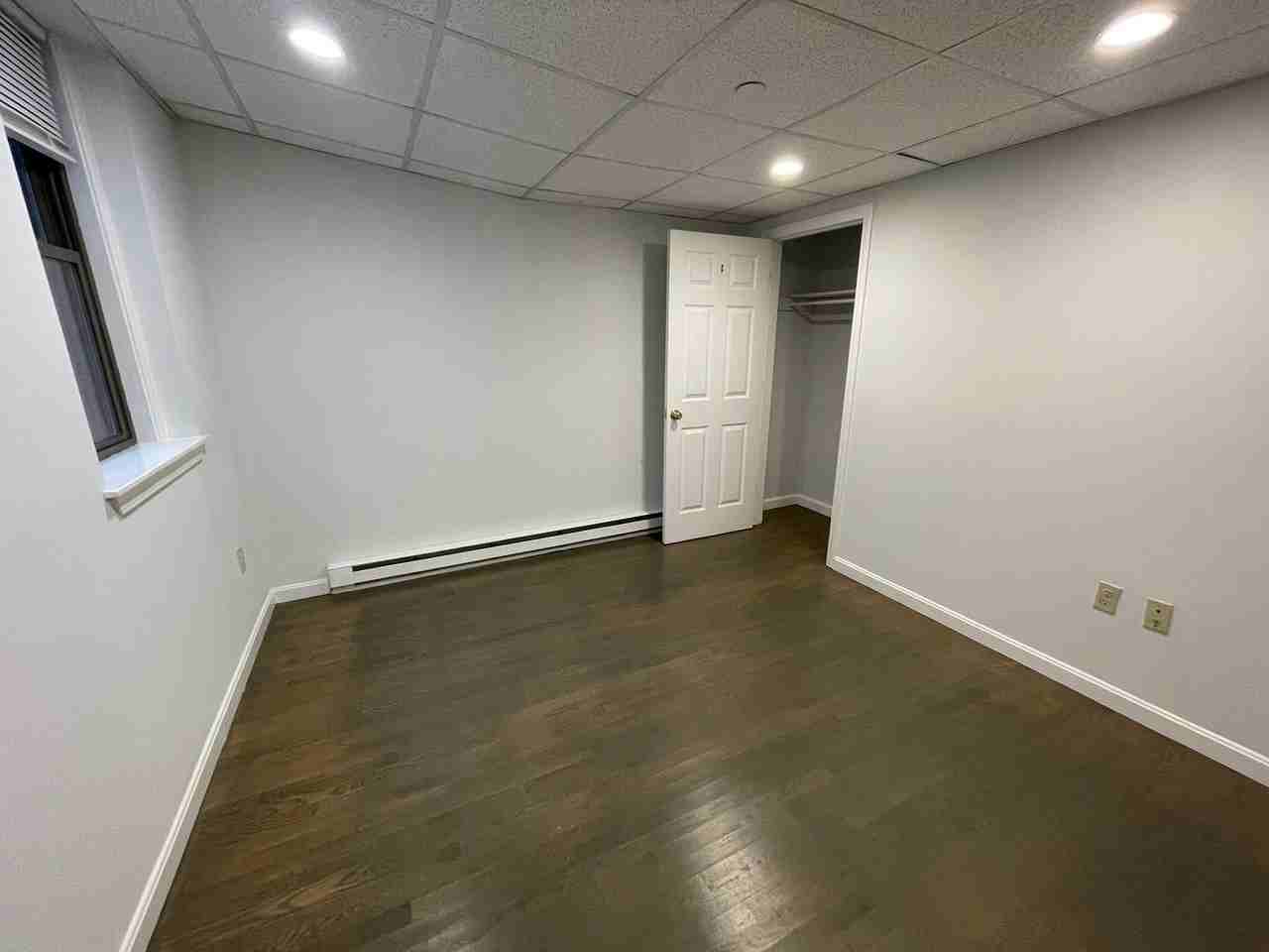 77 Park Dr - Photo 4 of 8