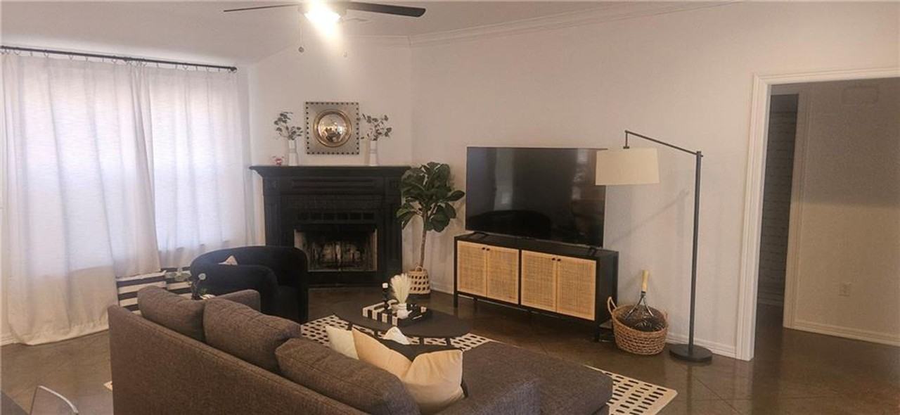 1290 N Sang Ave - Photo 2 of 19