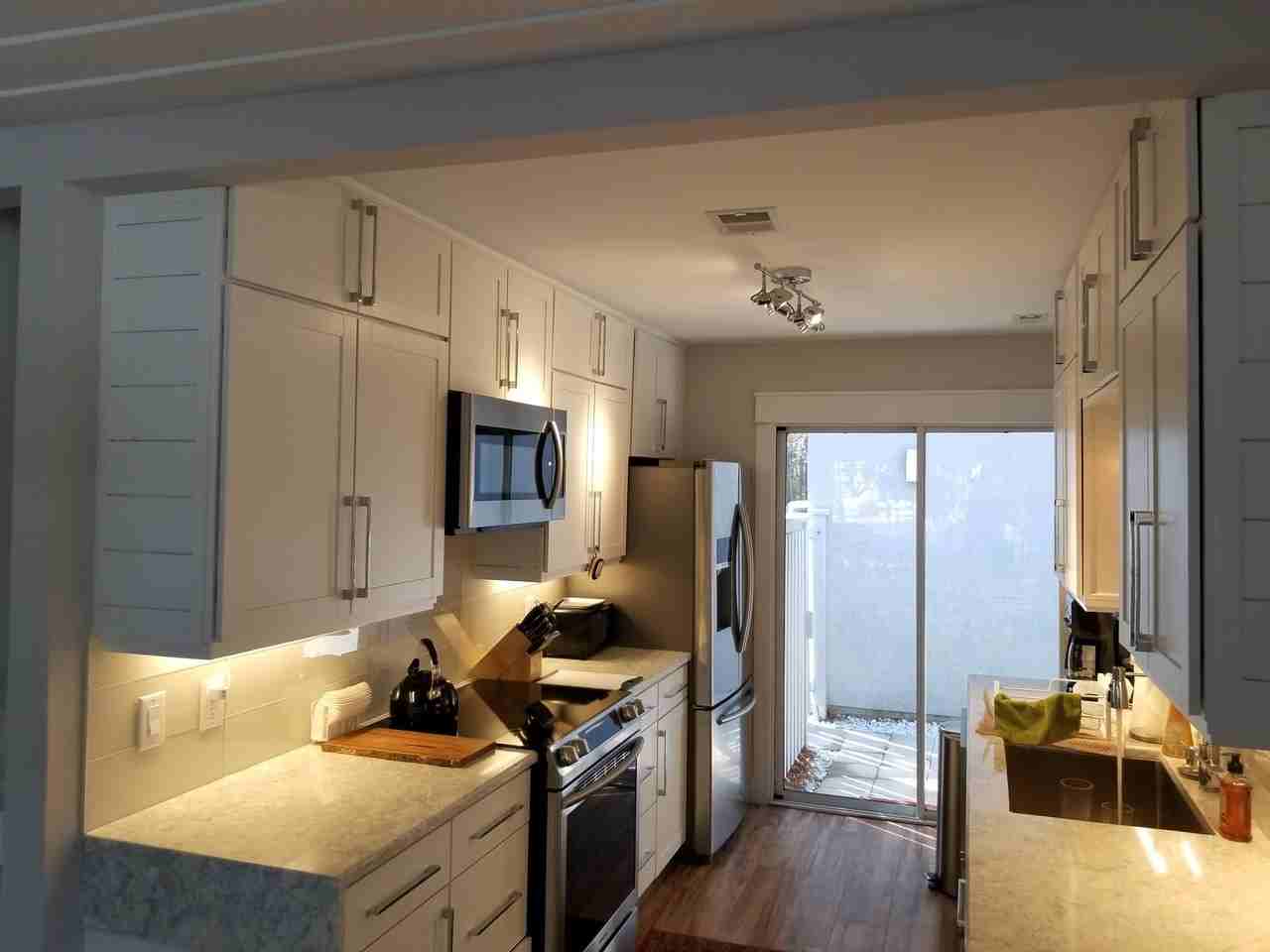 1 High Bluff Rd #2005 - Photo 4 of 8