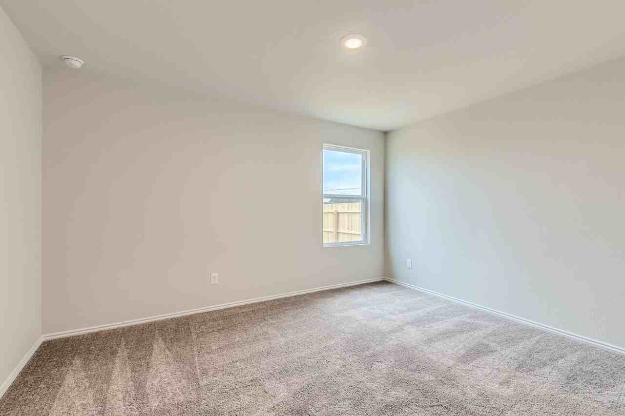 8526 Buntings Pl - Photo 5 of 11