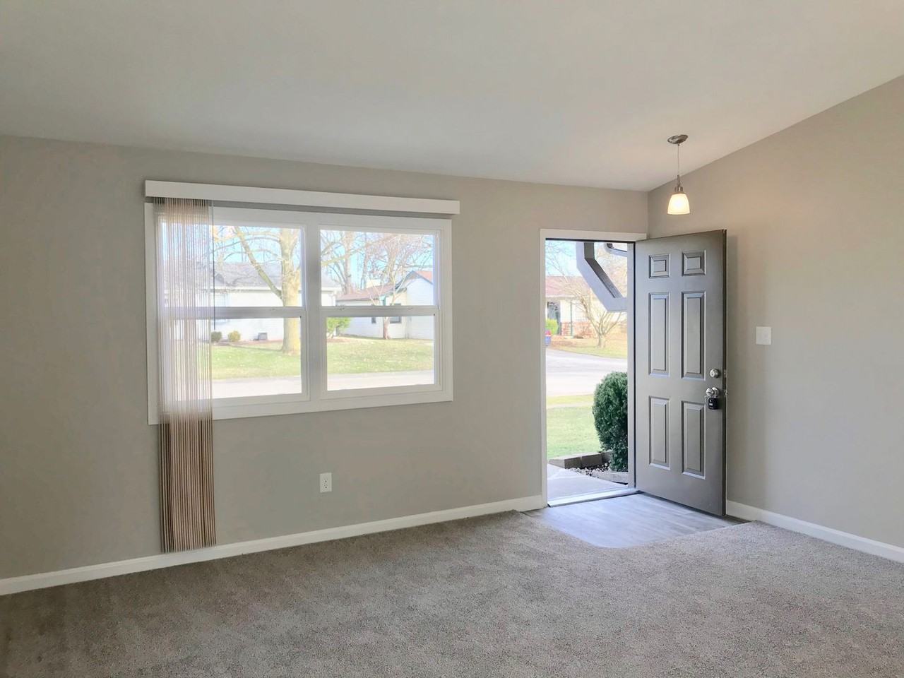 1366 Countryside Dr - Photo 6 of 42