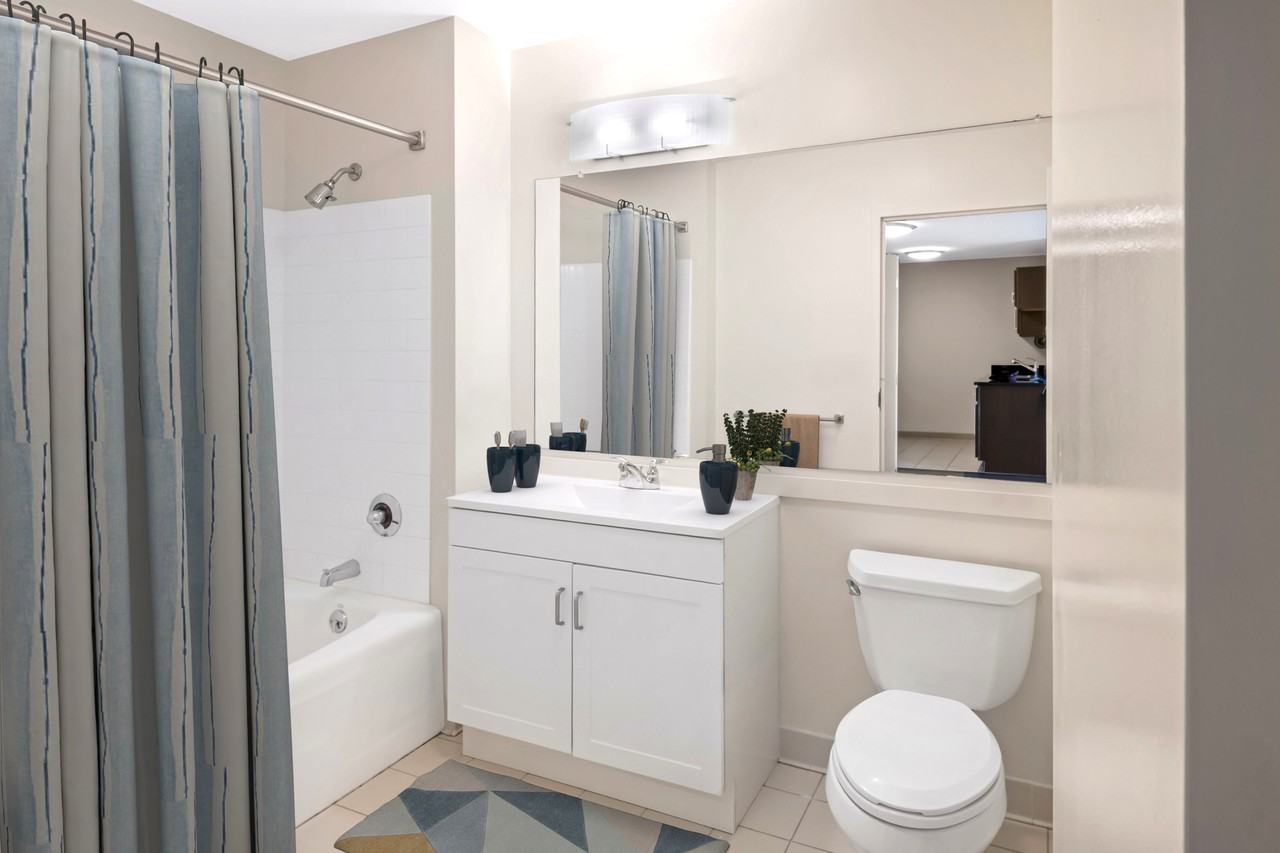 Hartford 21 - Photo 6 of 26