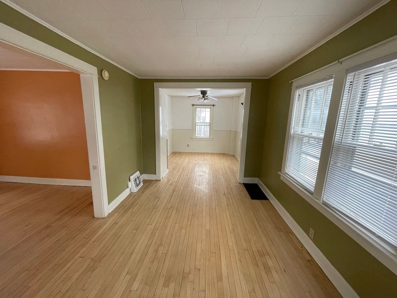 2922 Union St - Photo 6 of 24