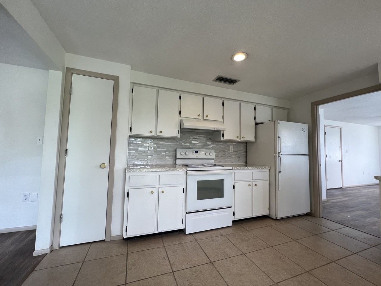 533 Crandall St Nw - Photo 7 of 25