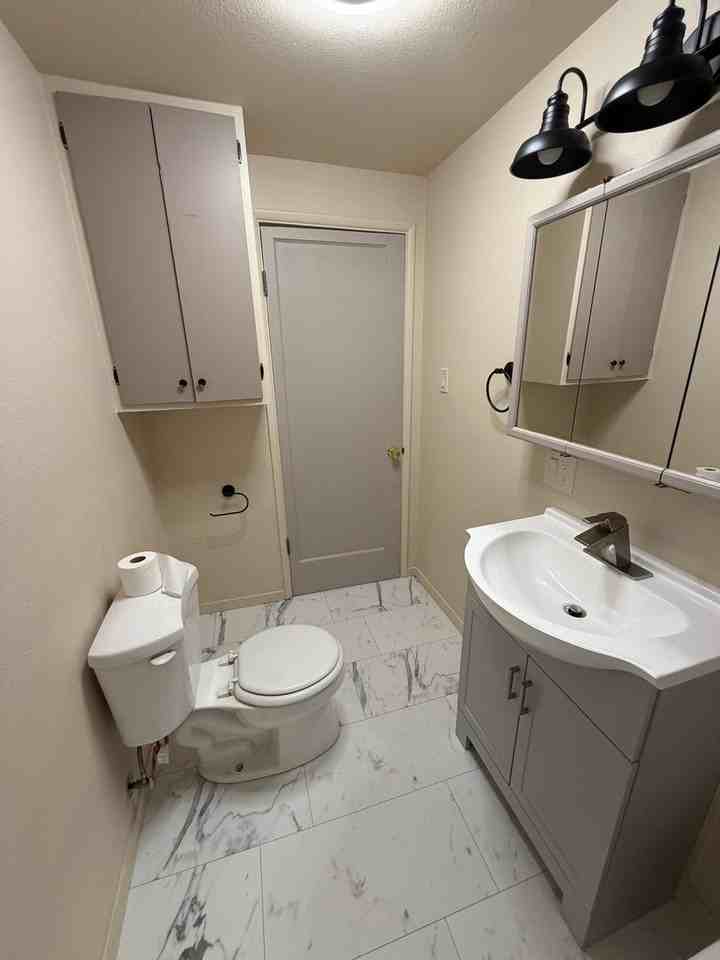 215 Se 16th St - Photo 7 of 13