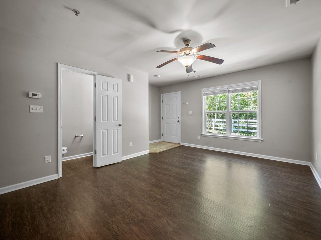 136 Greenford Pl - Photo 3 of 18