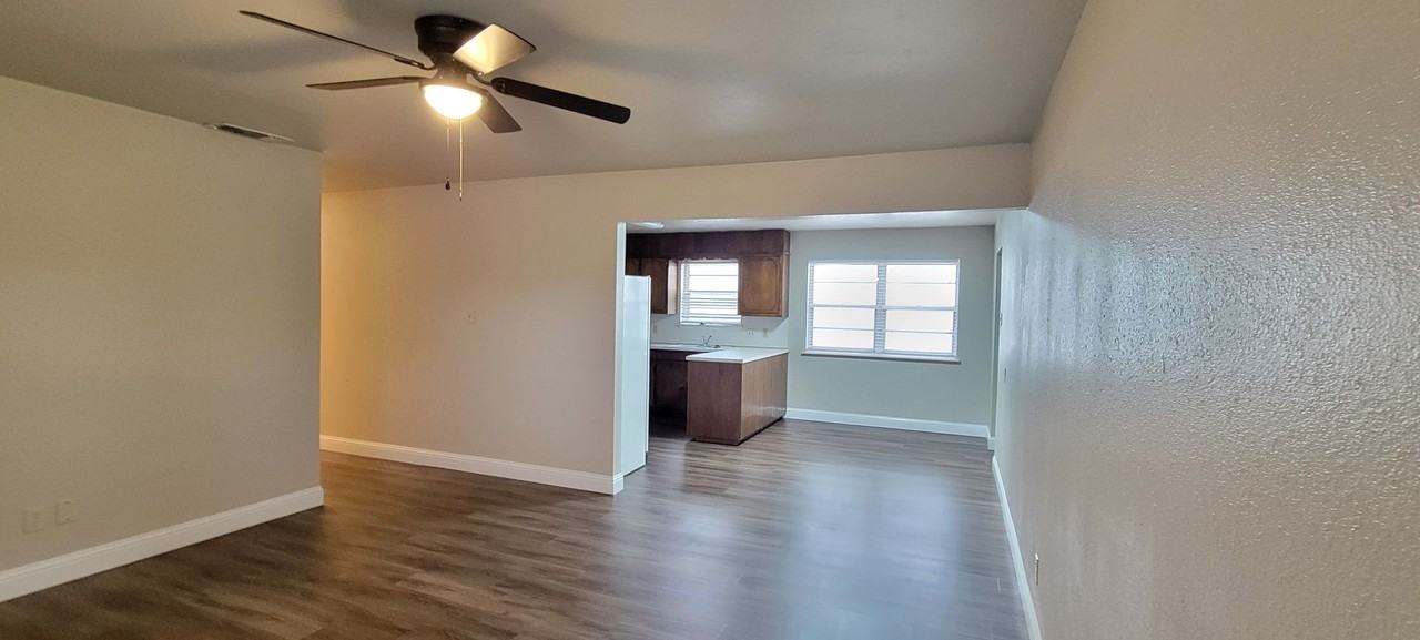 3217 Ross St - Photo 3 of 21