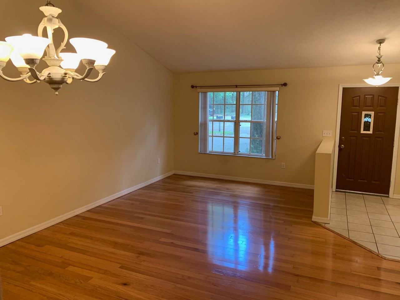 10617 Sw 55th Pl - Photo 4 of 17