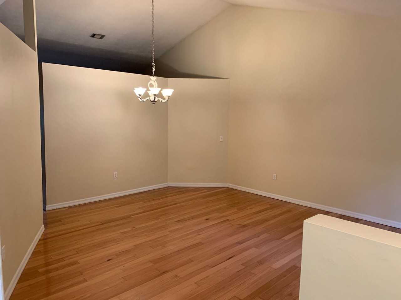 10617 Sw 55th Pl - Photo 5 of 17