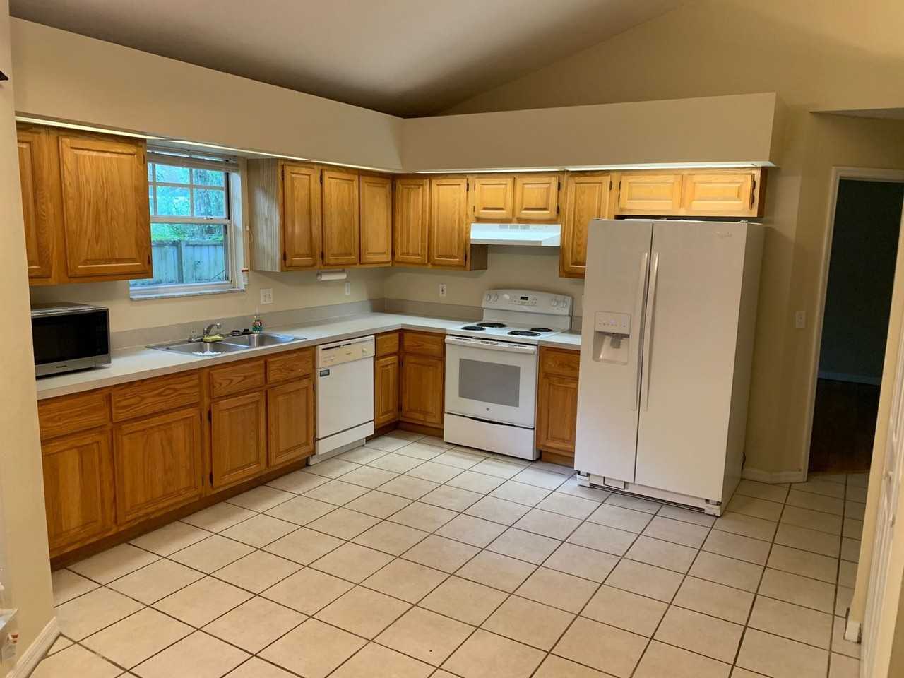 10617 Sw 55th Pl - Photo 7 of 17