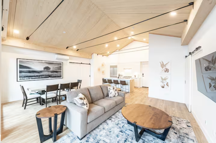 33160 Plaxton Crescent #604 - Photo 5 of 50
