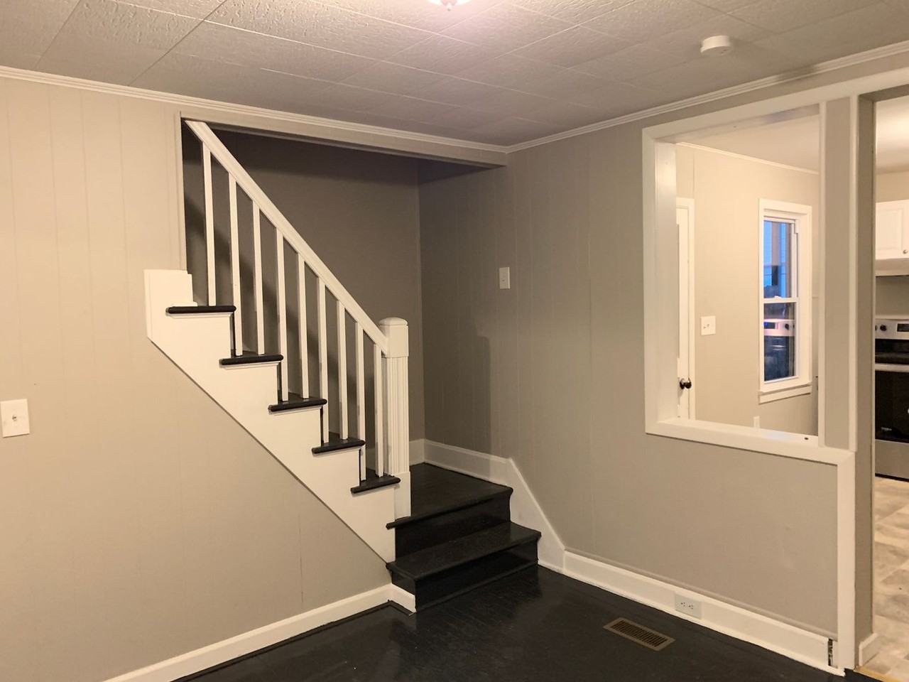 170 E Penn St - Photo 7 of 30