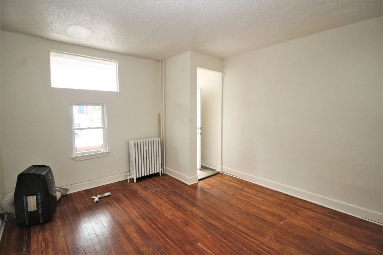 1609 E 28th St - Photo 4 of 25