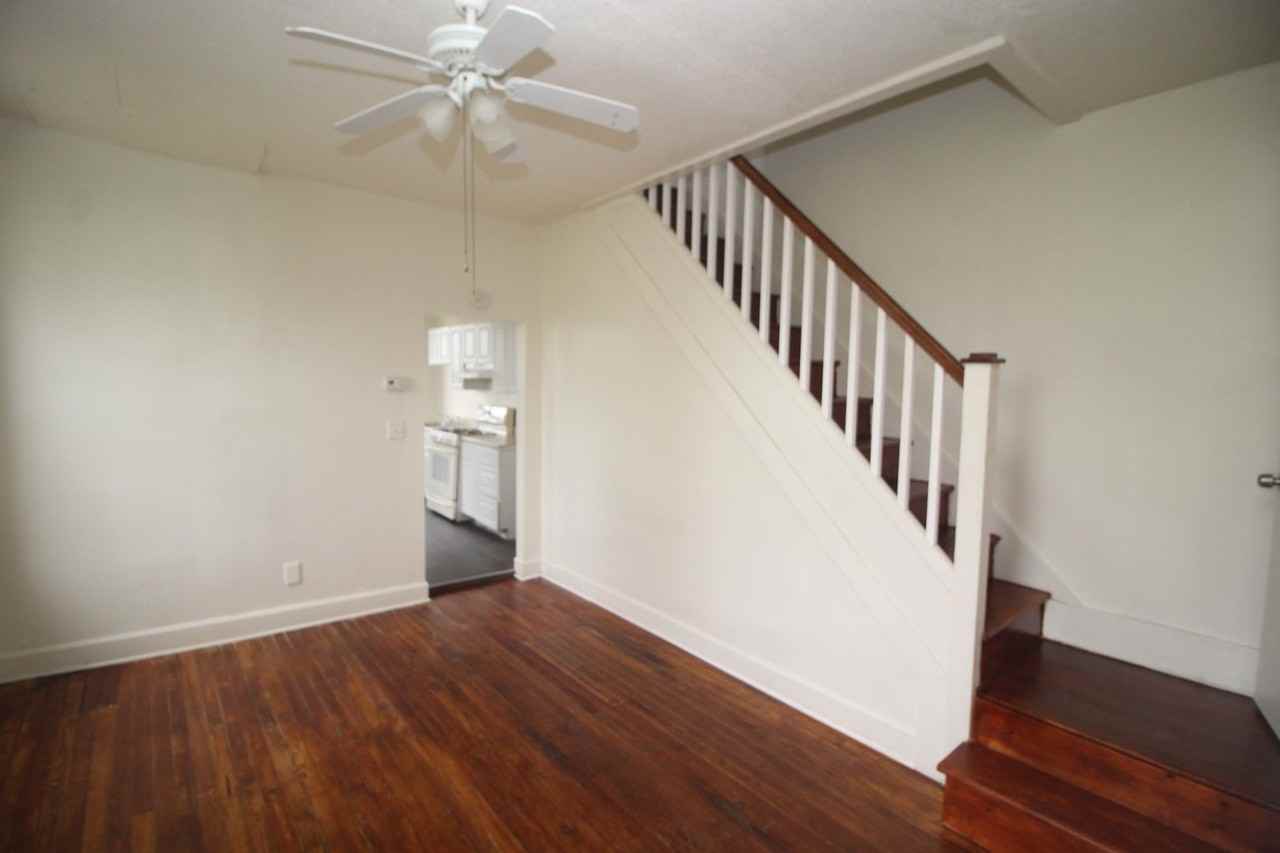 1609 E 28th St - Photo 6 of 25