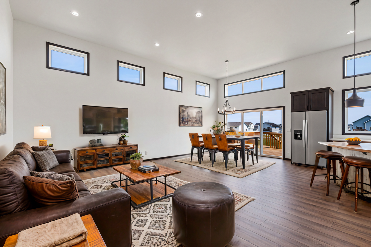 6013 78th Ave S - Photo 2 of 8