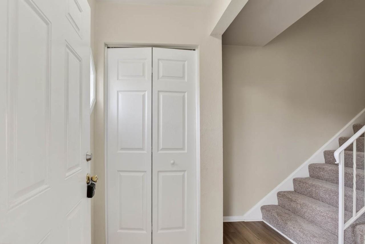 620 Red Horse Ln - Photo 5 of 32