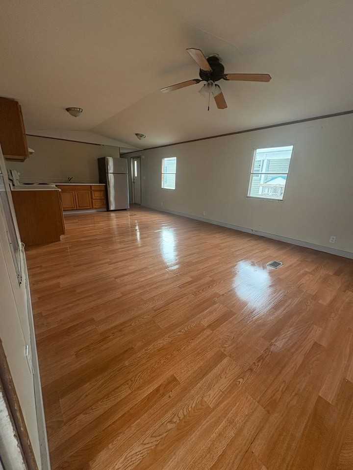 17 Gilmer St - Photo 3 of 7