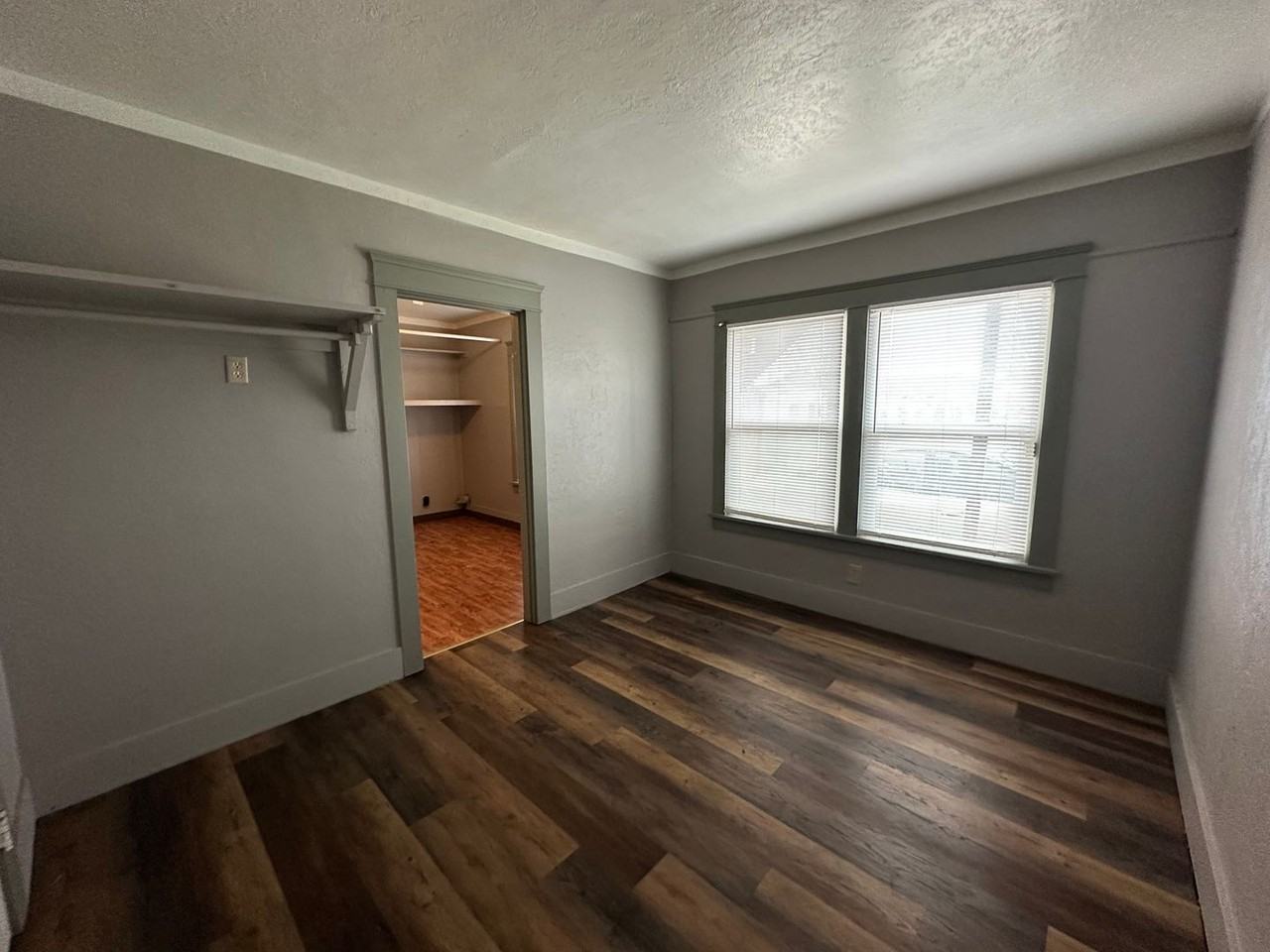 503 Sw 7th St #2 - Photo 6 of 11