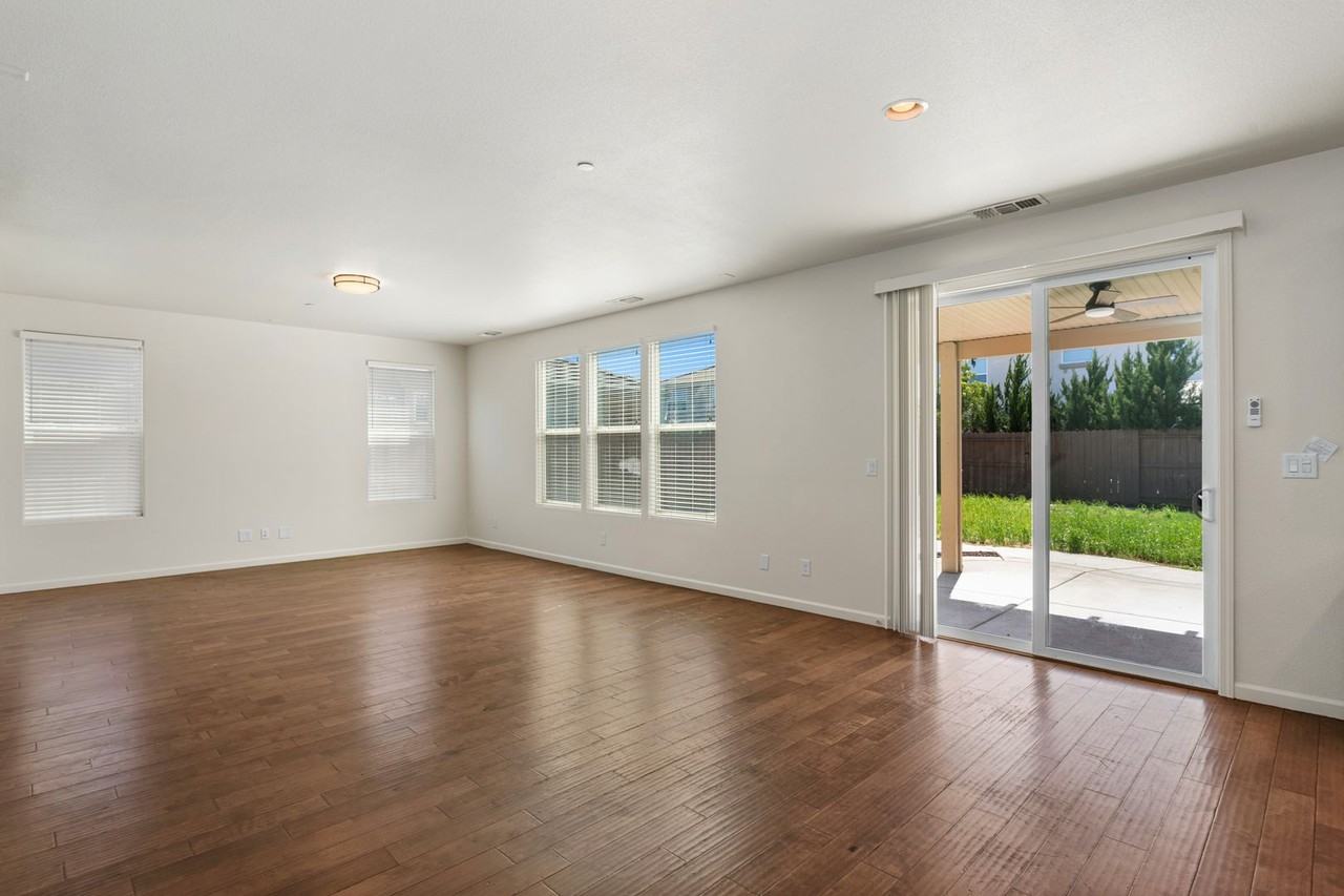 4193 Wyman Way - Photo 7 of 26