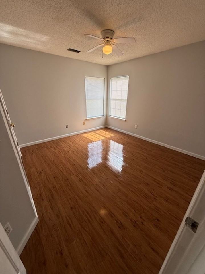 148 Pine Mast Ct - Photo 6 of 12