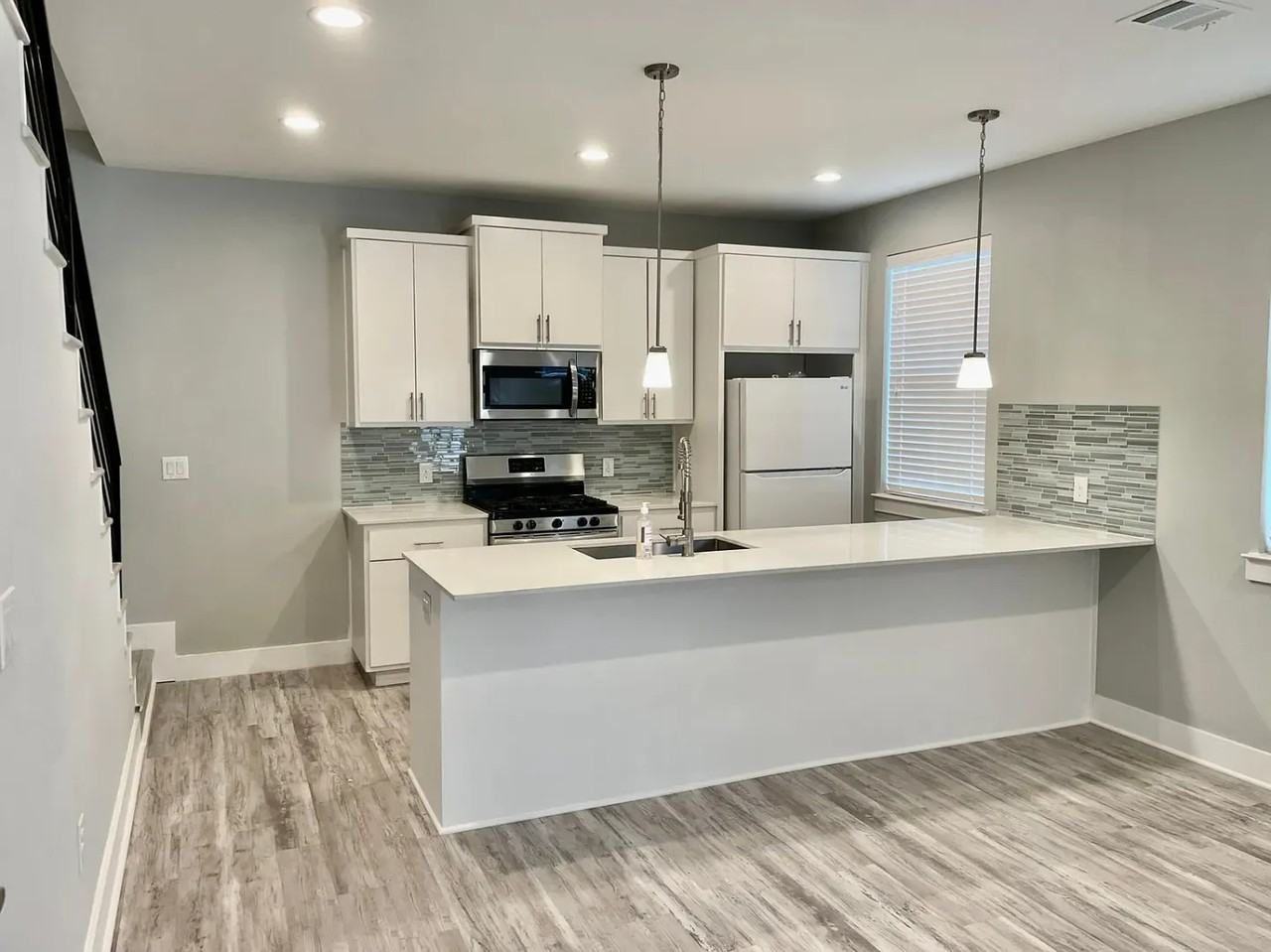 6713 Porter St #B - Photo 4 of 14