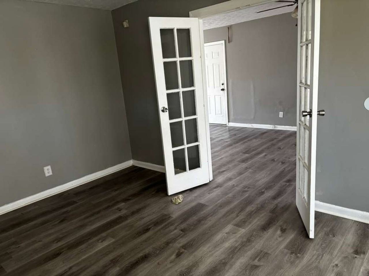 6521 Cissna Dr - Photo 2 of 19