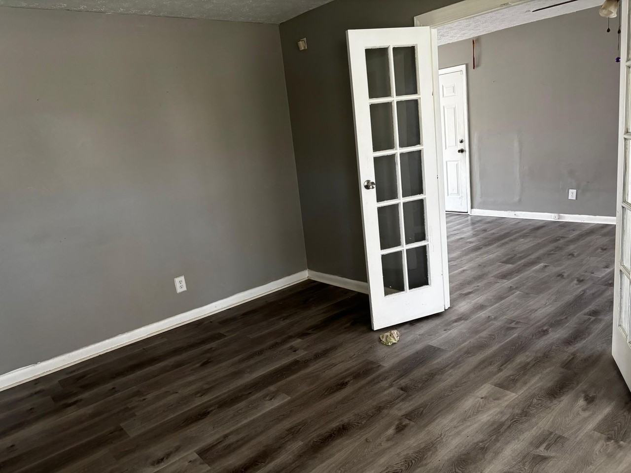 6521 Cissna Dr - Photo 3 of 19