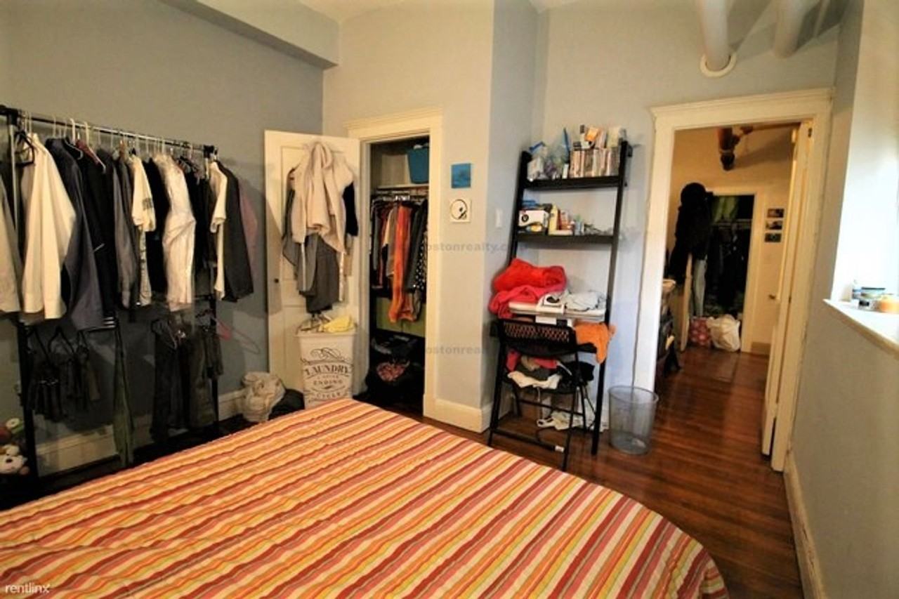 1667 Commonwealth Ave - Photo 6 of 9