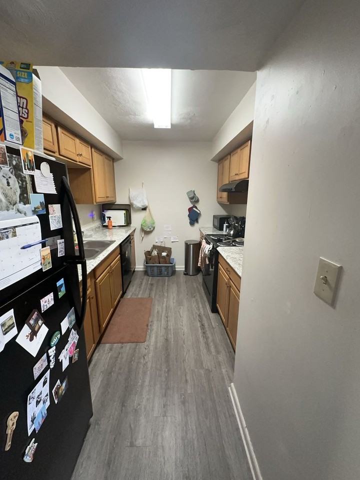 3842 Staffordshire Ln - Photo 4 of 5