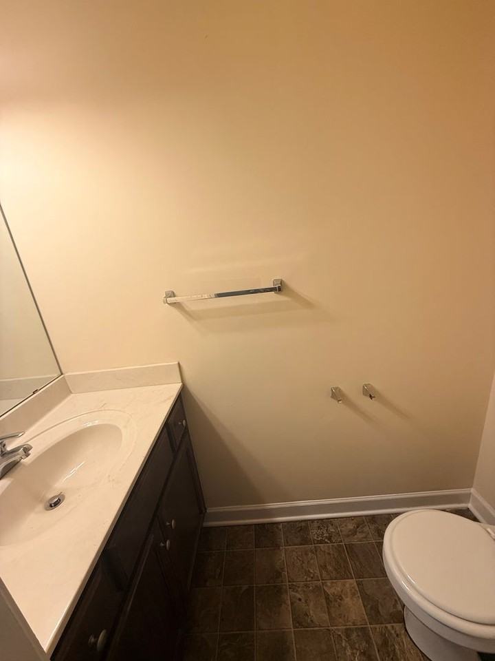 261 Audley Ave - Photo 5 of 6