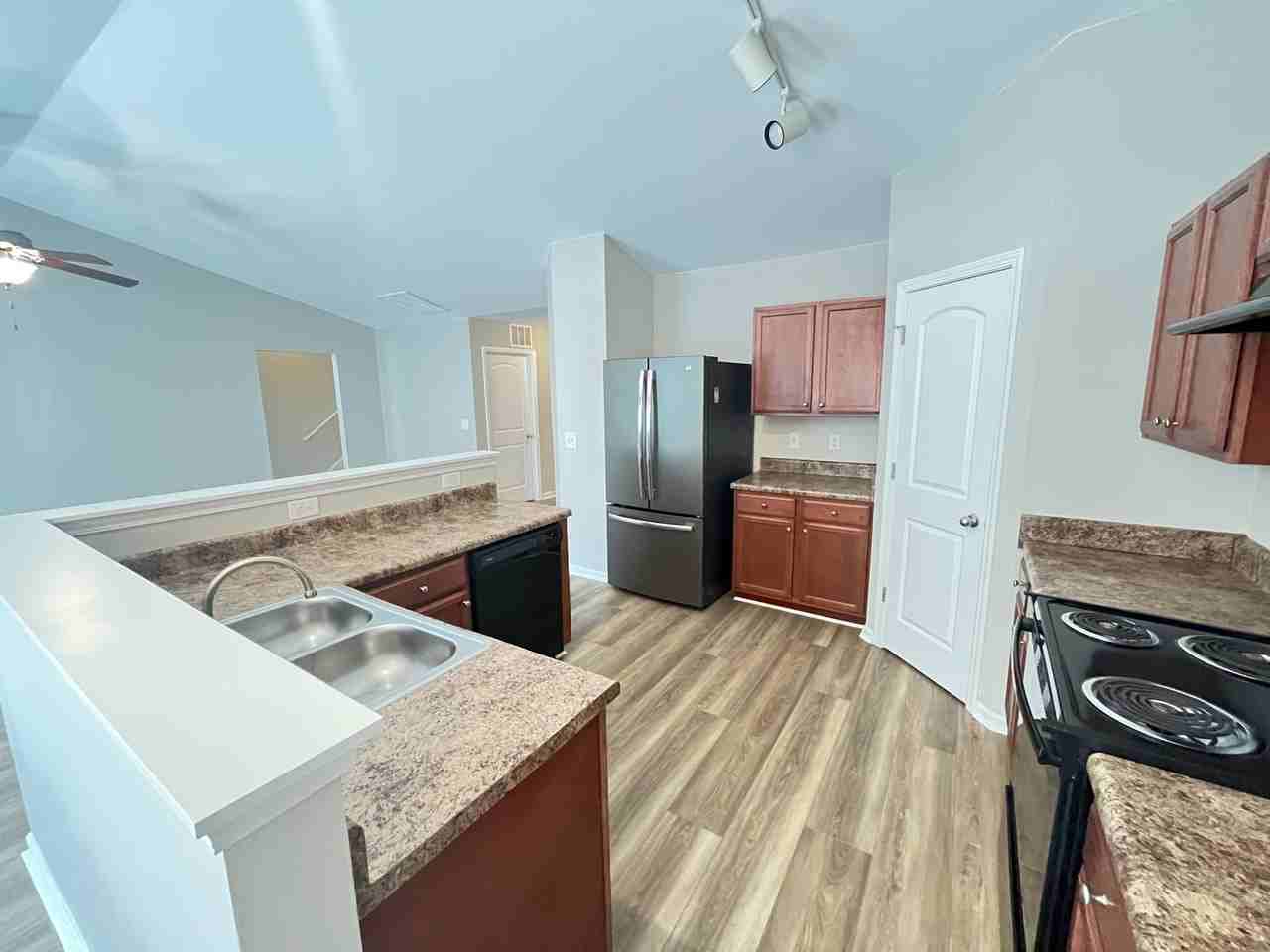 692 Trap Shooter Cir - Photo 4 of 38