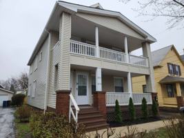 featured image of 2033 Robin St