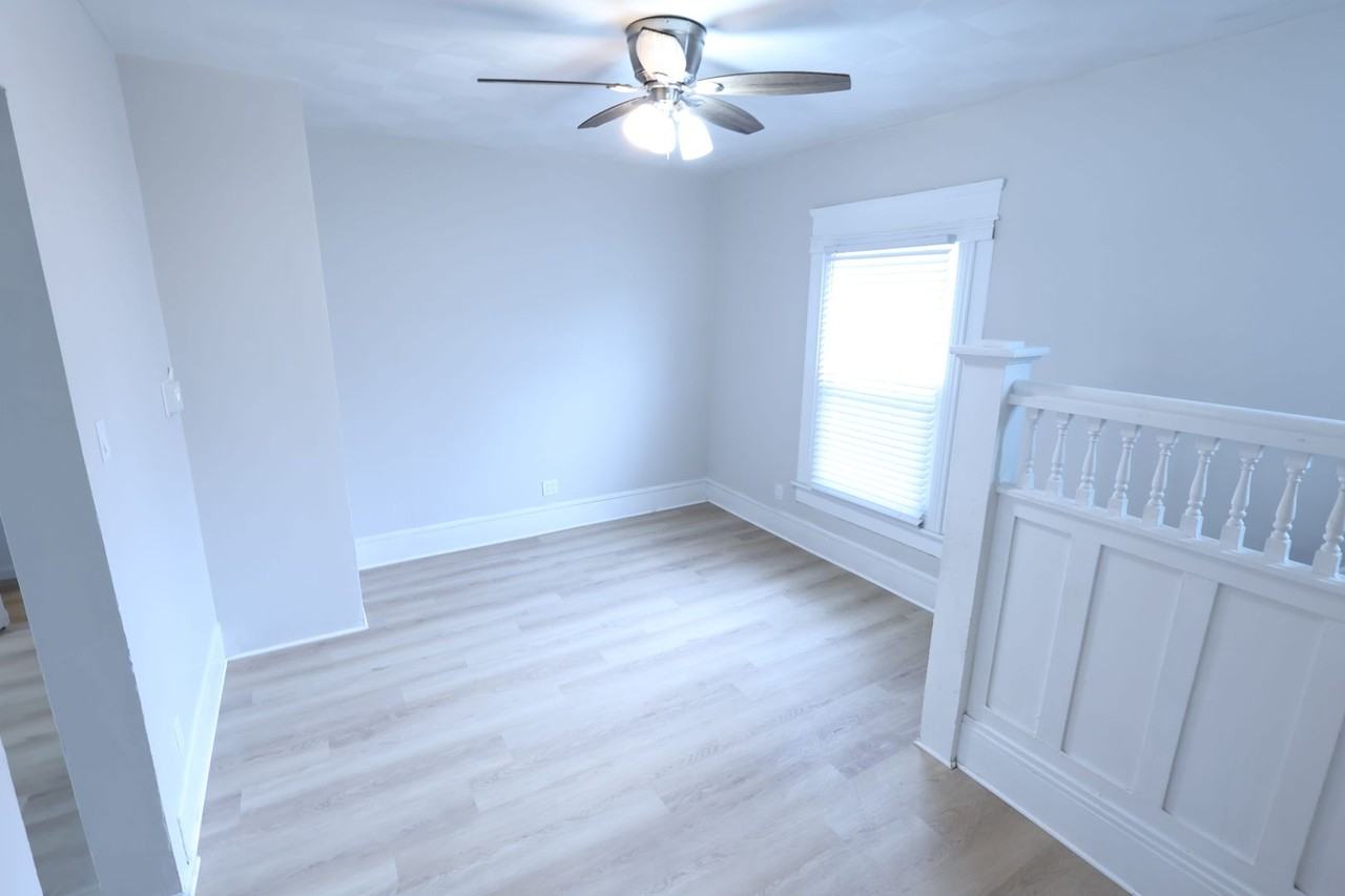 686 East Ave - Photo 3 of 19