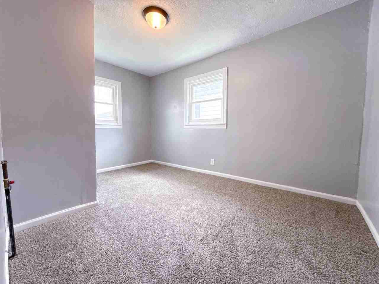 84 Betz Rd - Photo 7 of 10