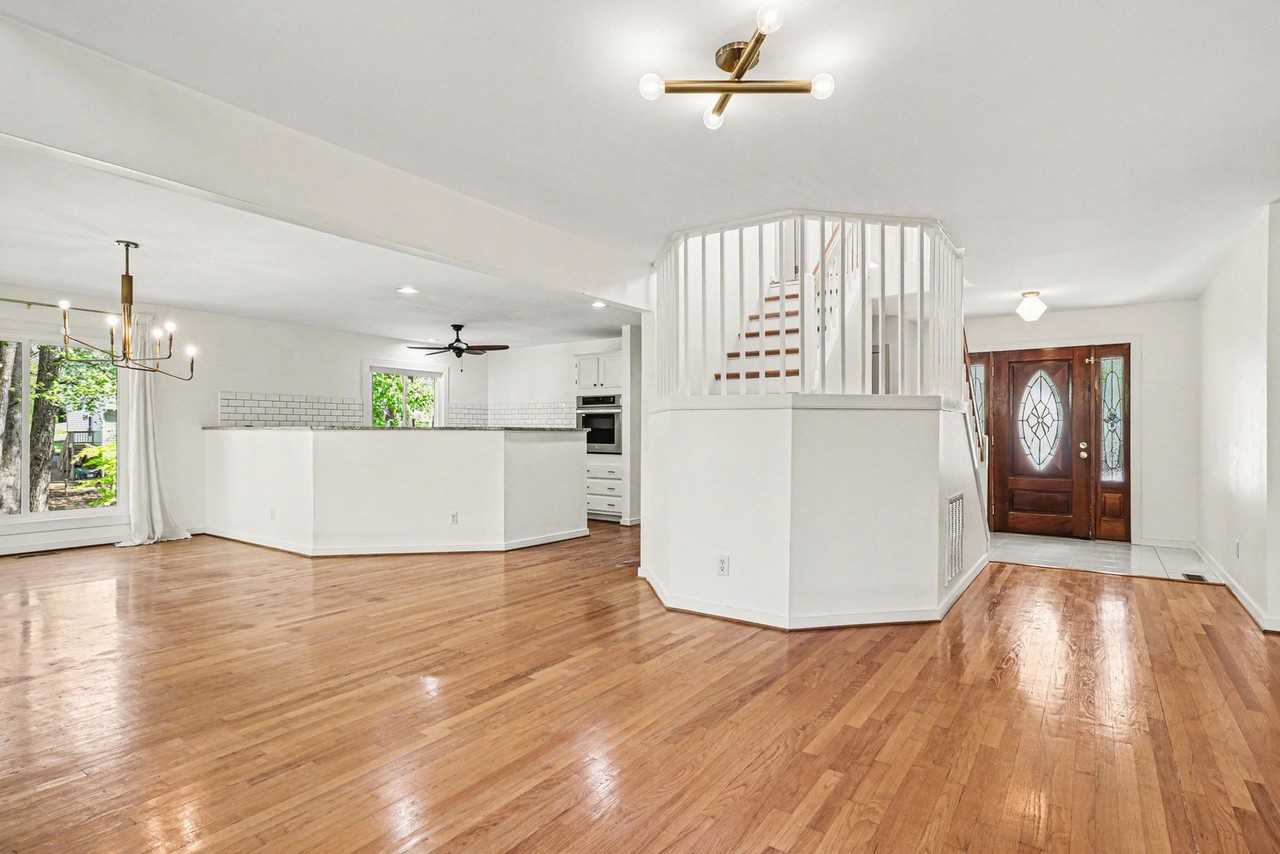 2444 Early Settlers Rd - Photo 2 of 29