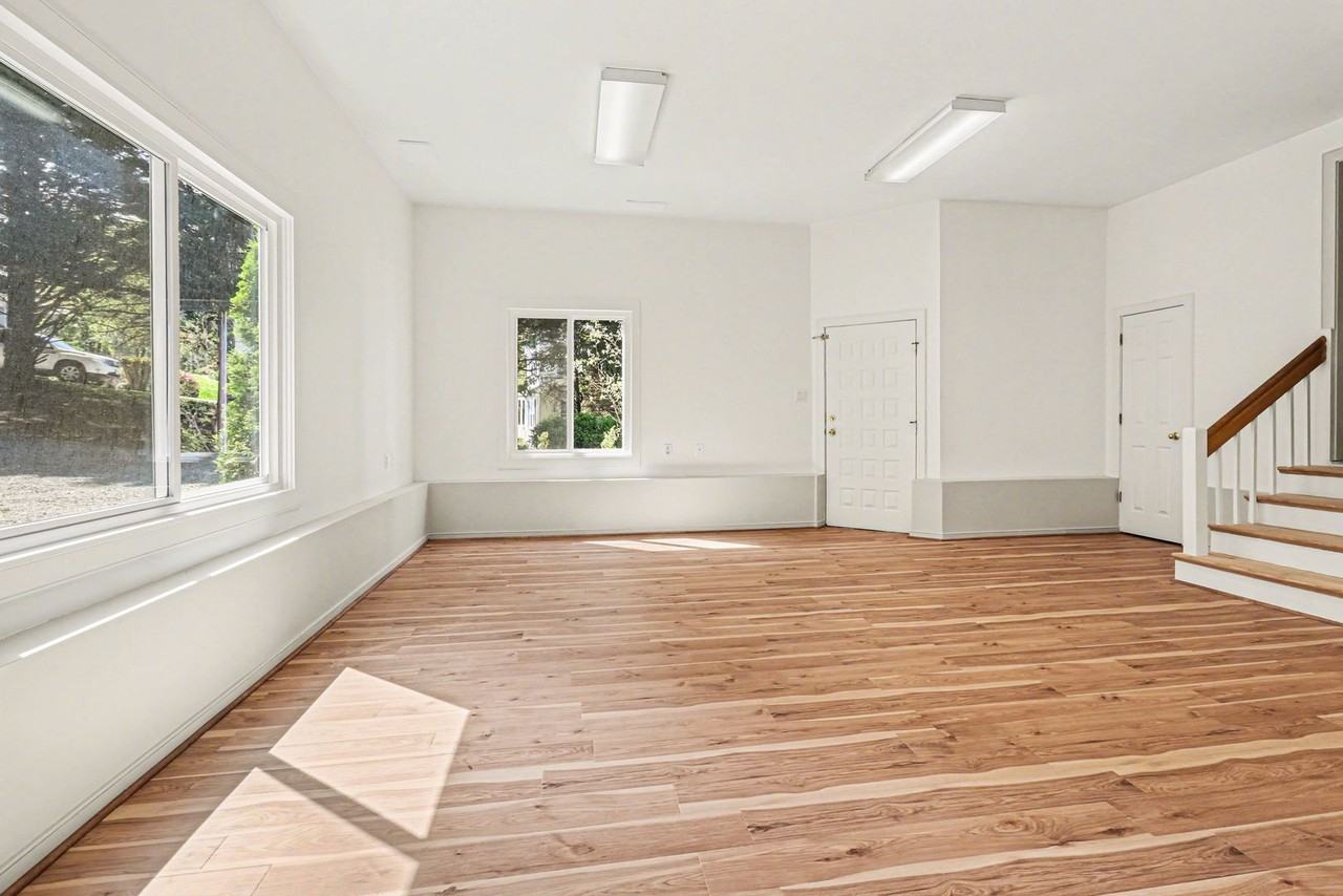 2444 Early Settlers Rd - Photo 3 of 29