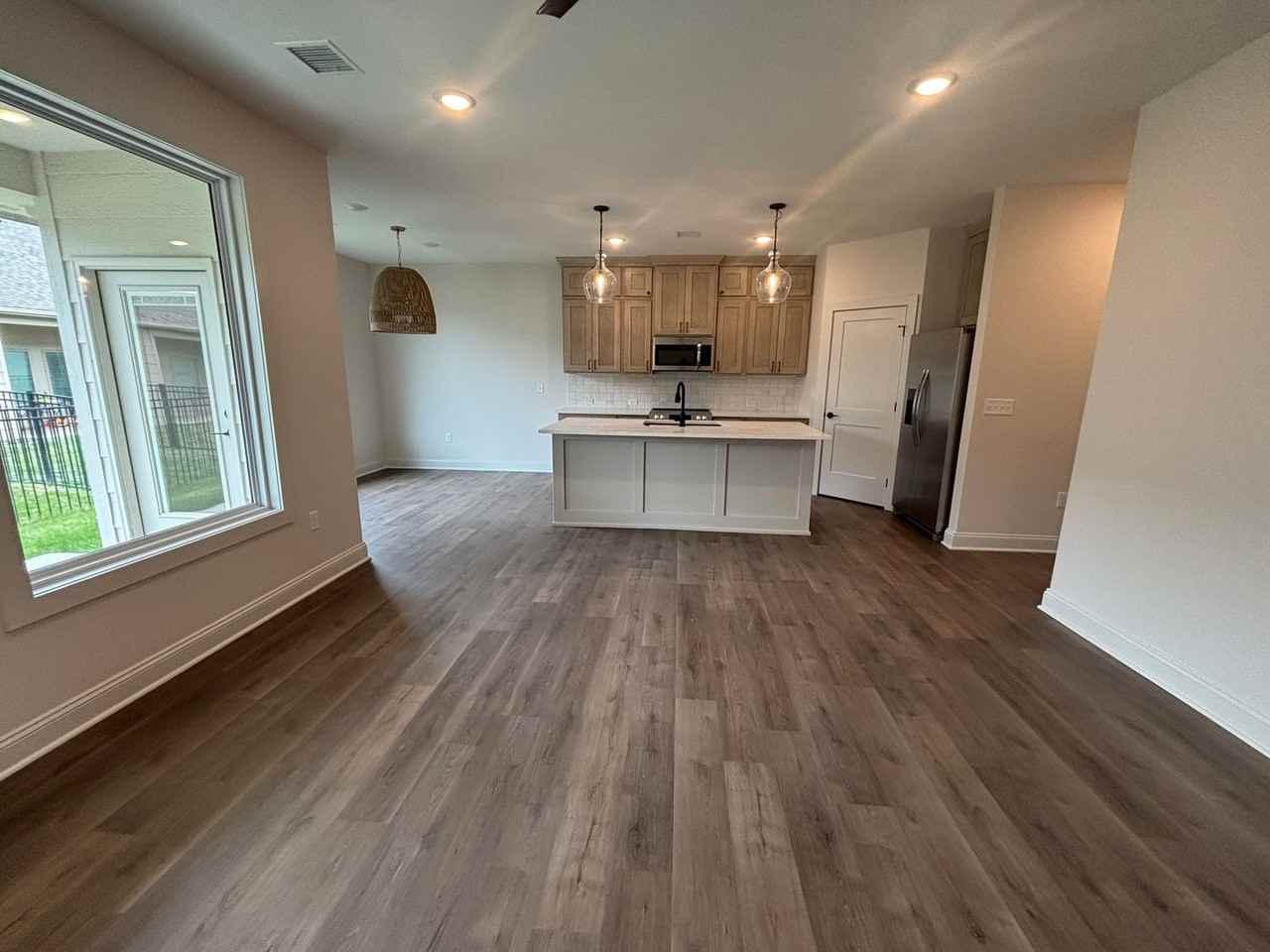 123/125/127/129 N Sheridan Ave - Photo 3 of 21