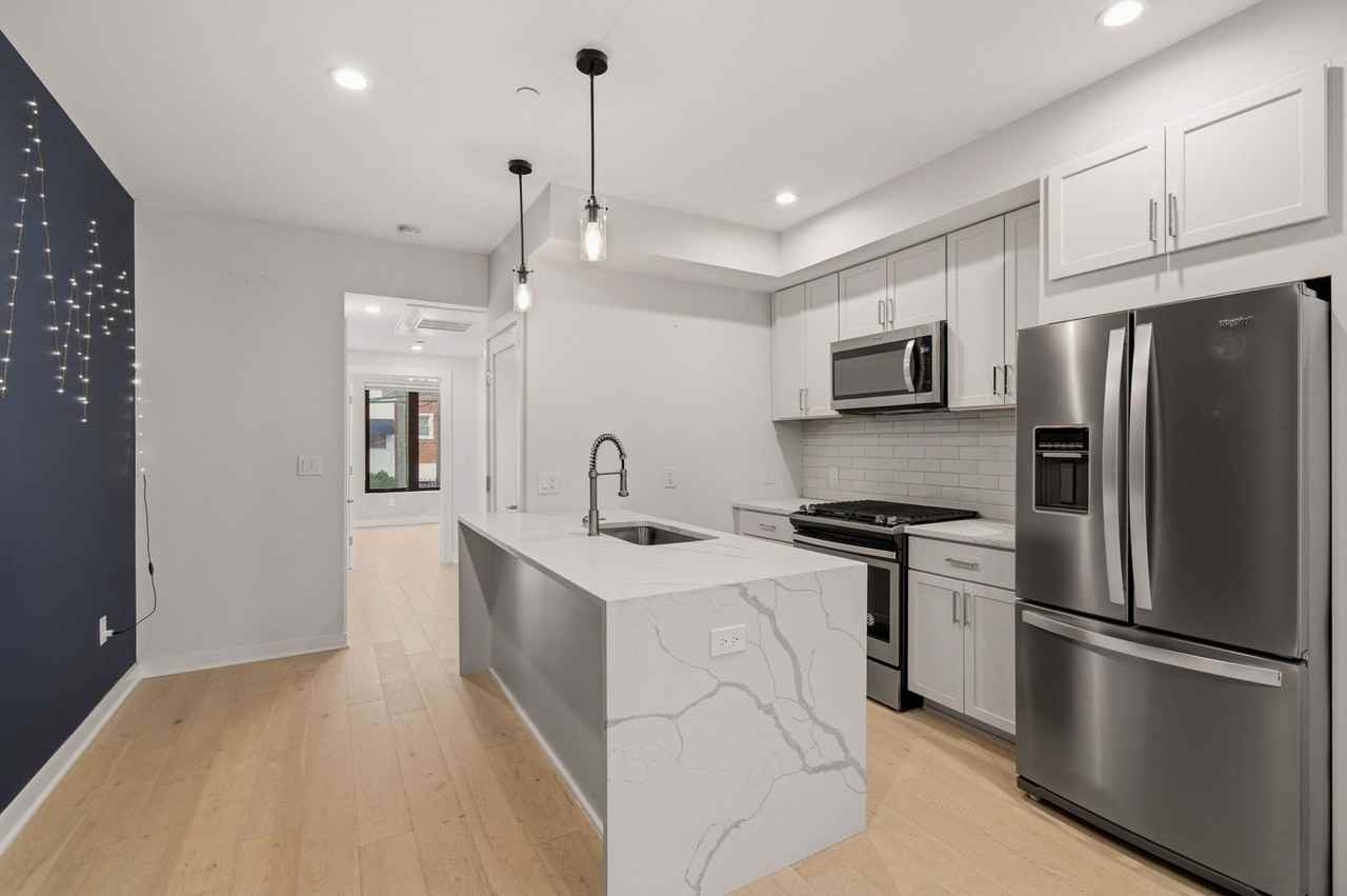531 Kennedy St Nw - Photo 2 of 19