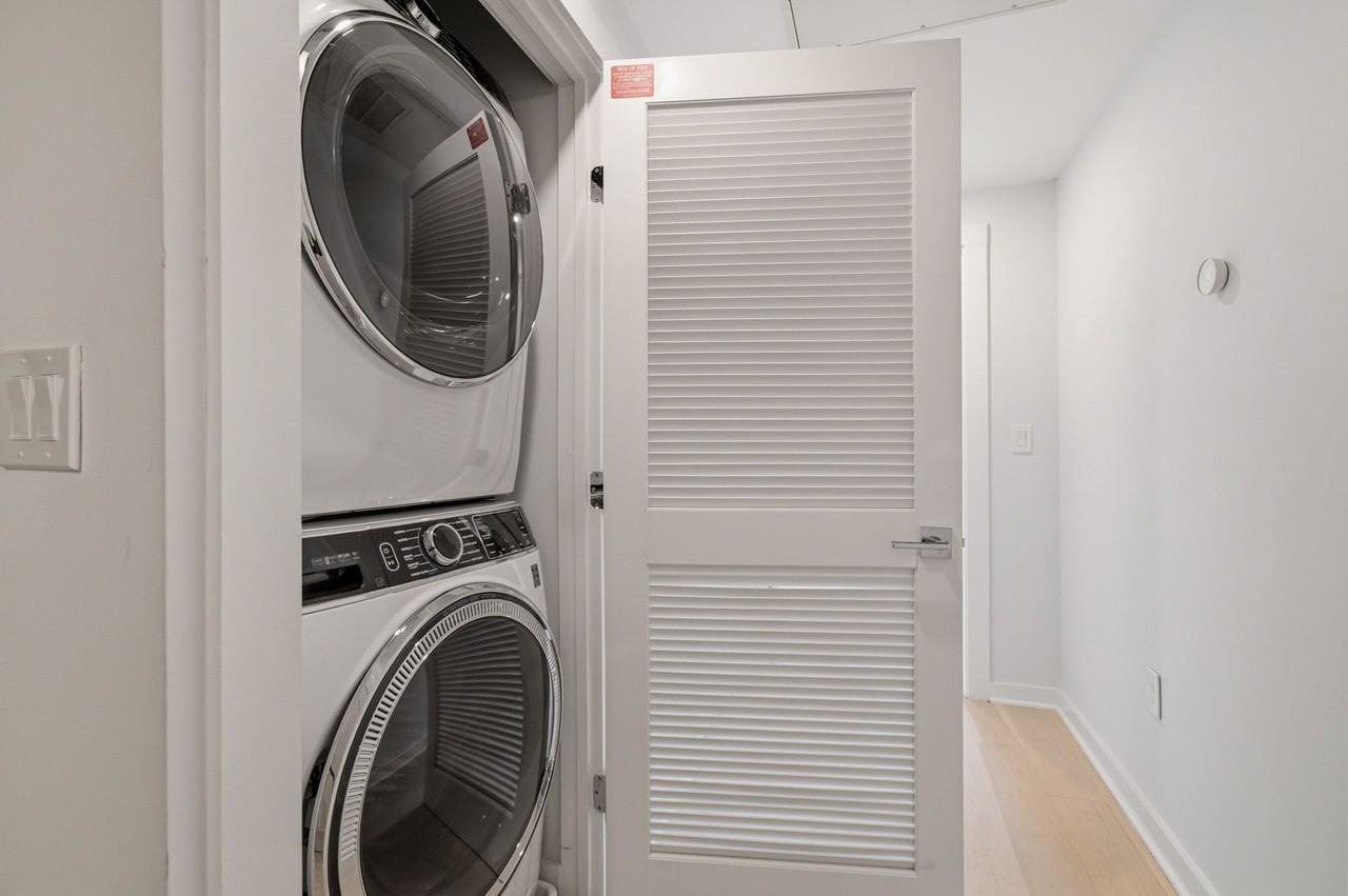 531 Kennedy St Nw - Photo 3 of 19