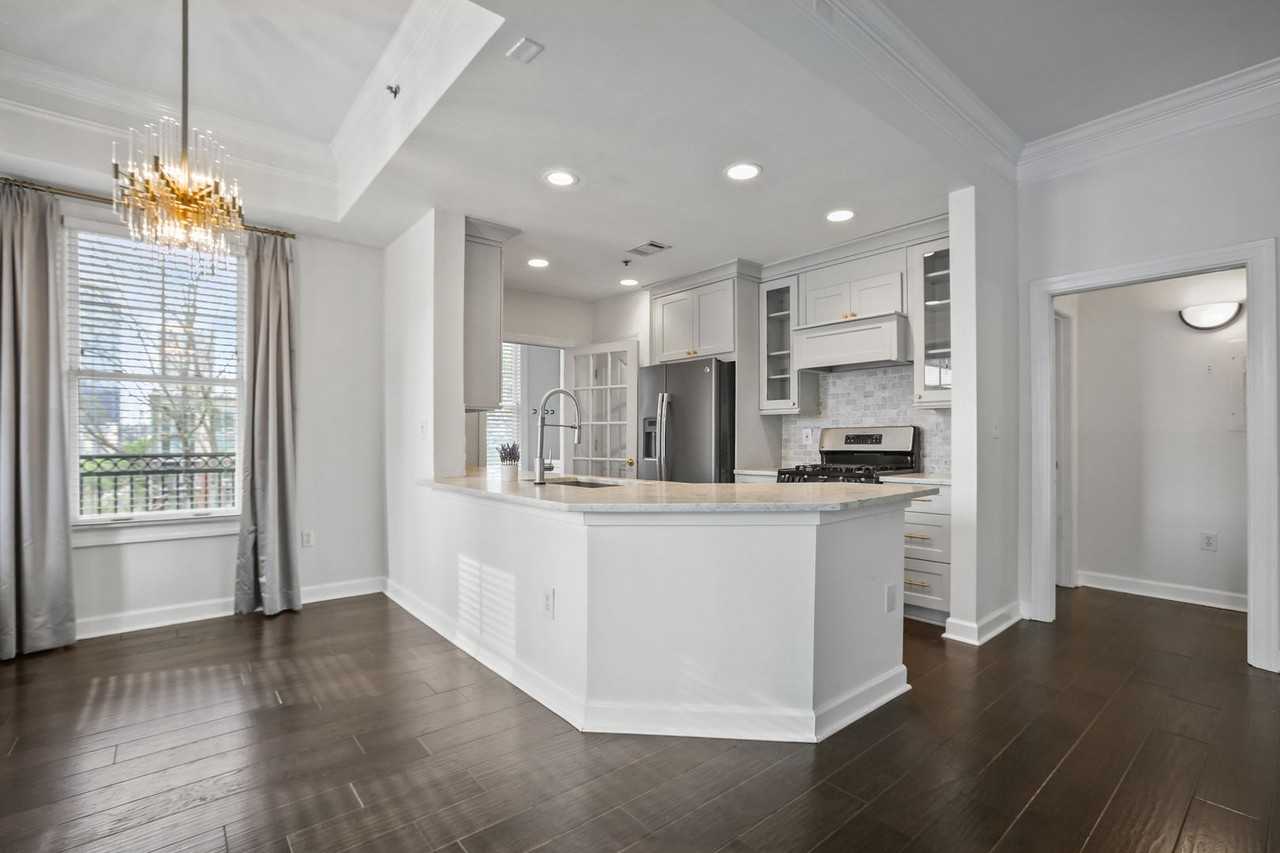 850 Piedmont Ave Ne - Photo 2 of 24