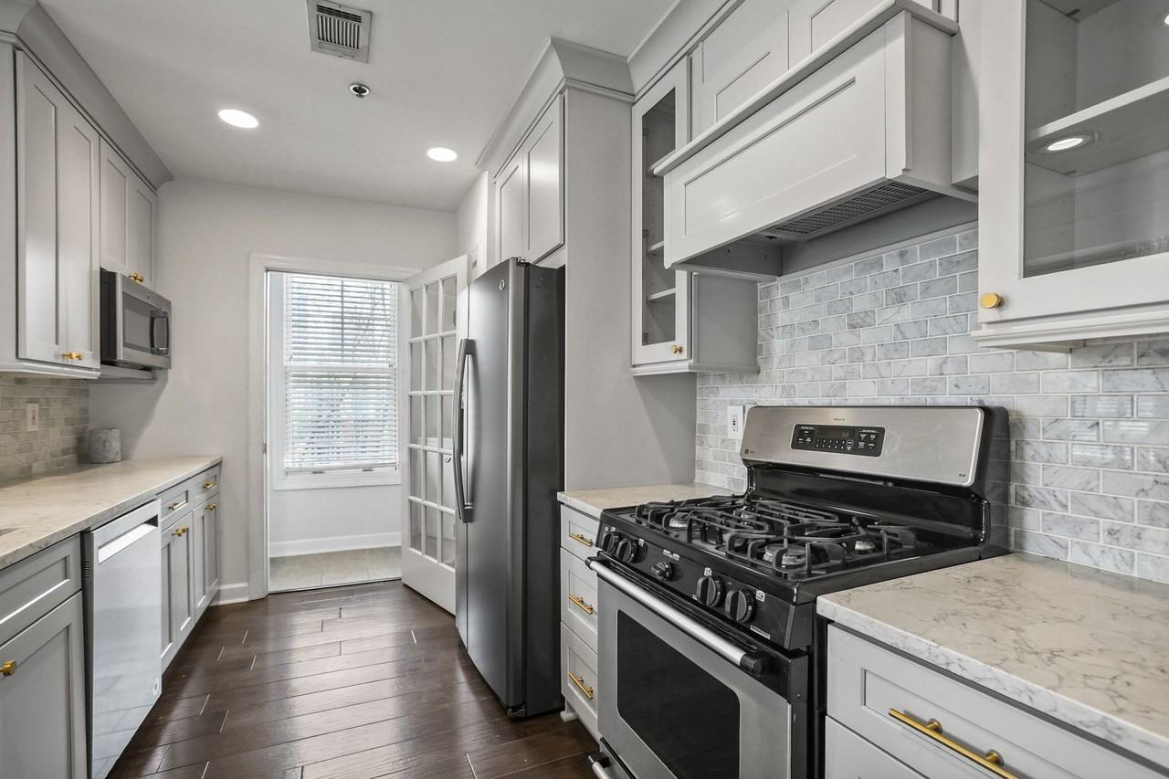 850 Piedmont Ave Ne - Photo 4 of 24