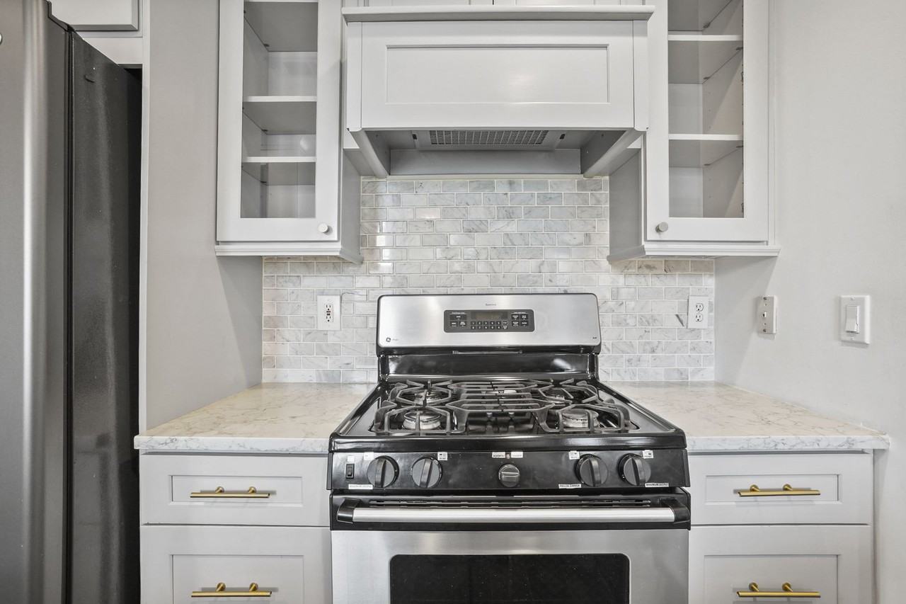 850 Piedmont Ave Ne - Photo 5 of 24