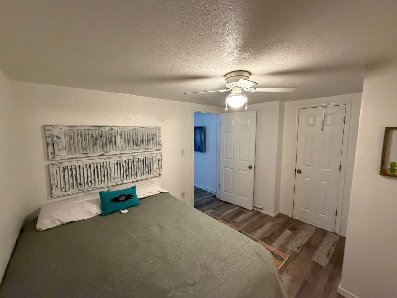 809 1/2 Pate St - Photo 5 of 19