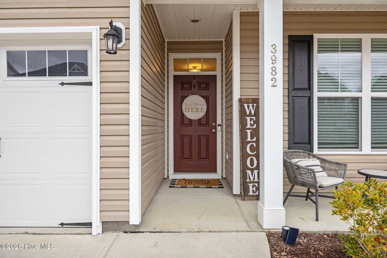 3982 Eclipse Ave - Photo 5 of 50