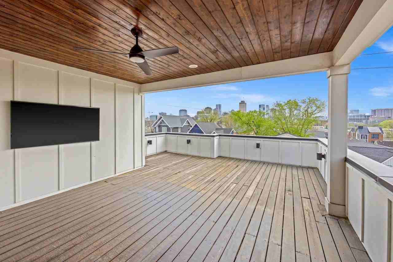 924 Jackson St - Photo 6 of 22