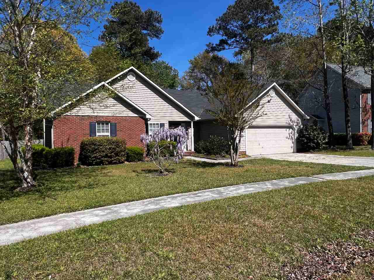 106 Dunwoody Dr - Photo 2 of 18