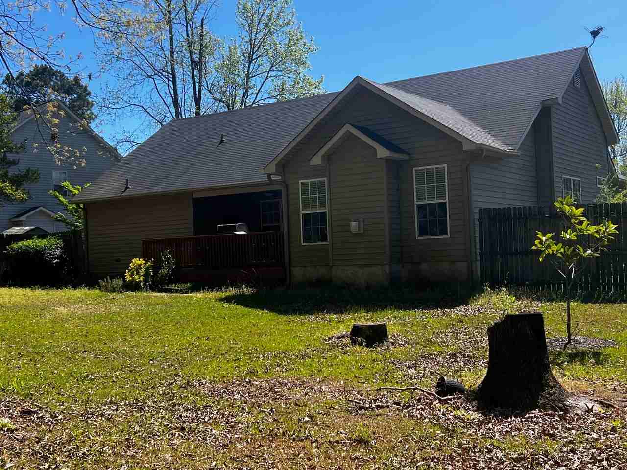 106 Dunwoody Dr - Photo 3 of 18