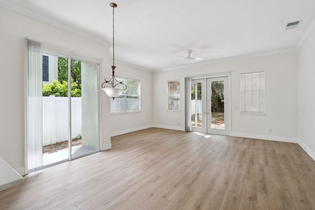 2704 E Central Blvd - Photo 4 of 21