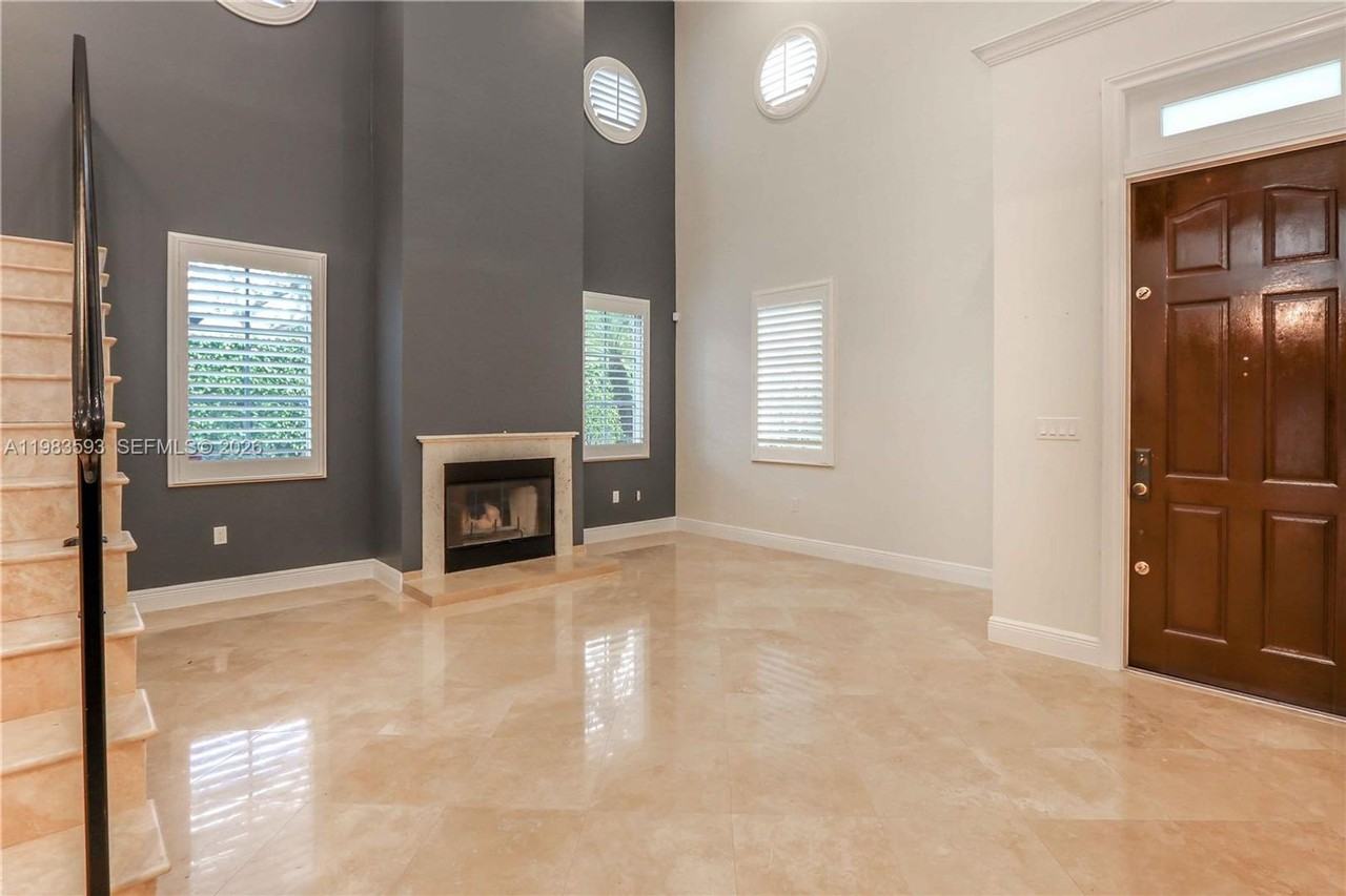 11064 Sw 79th Path - Photo 6 of 23