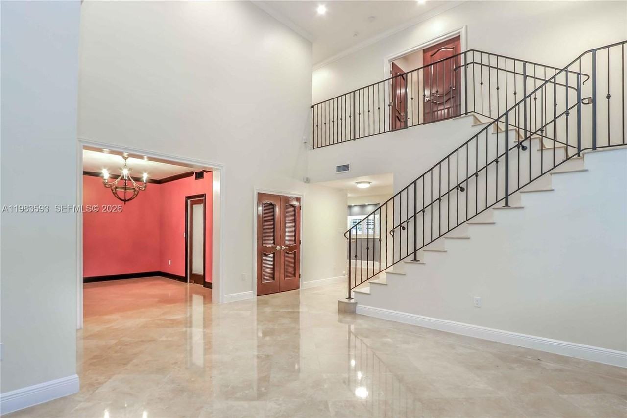 11064 Sw 79th Path - Photo 7 of 23